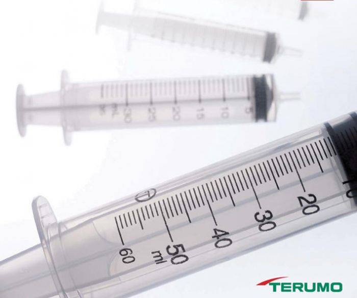 Seringue Terumo® 3 pièces 10ml embout luer excentré stérile OE - Seringue -  Injection - Prélèvement sanguin - Prélèvement - Produits